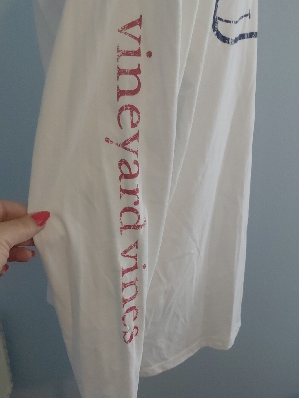 Vineyard Vines White Long-Sleeve Hooded Tee with Small Whale Logo - Picture 4 of 5